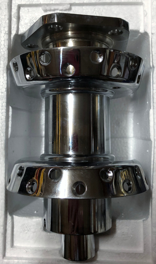 WHEEL HUB CHROME